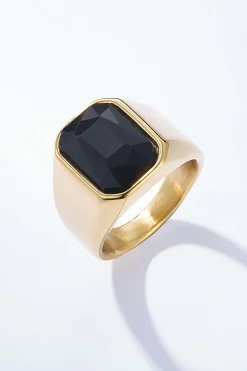 Bague chevalière avec pierre noire