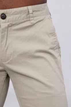 Bermuda chinos