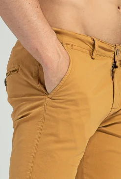 Bermuda chinos