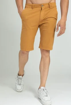 Bermuda chinos