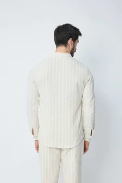 Chemise à boutons
