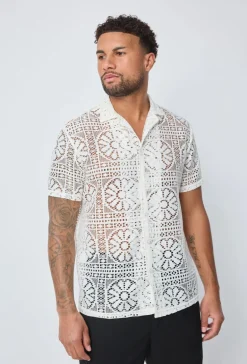 Chemise à dentelle transparente