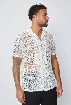 Chemise à dentelle transparente