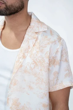 Chemise à effet satin fleuri