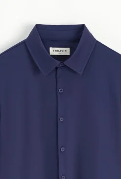 Chemise à manche longues boutonnée pour homme
