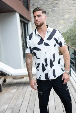 Chemise à manches courtes