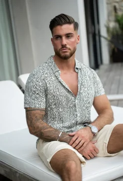 Chemise à manches courtes