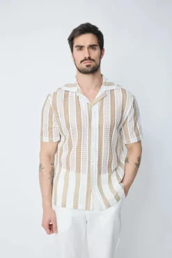 Chemise à manches courtes