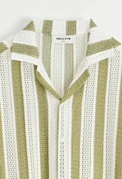 Chemise à manches courtes