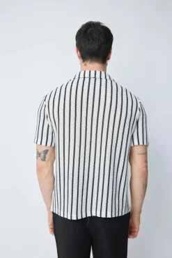 Chemise à manches courtes
