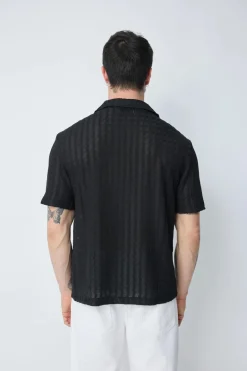 Chemise à manches courtes