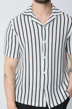 Chemise à manches courtes