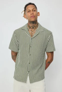 Chemise à manches courtes