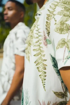 Chemise à motifs fleuri