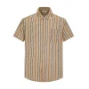 Chemise à rayures avec poche