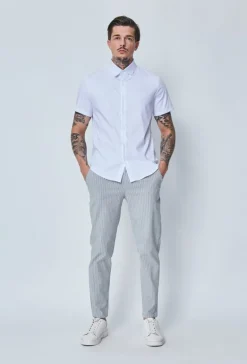 Chemise classique unie à manches courtes
