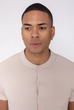 Chemise col mao manches courtes