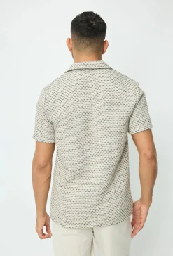 Chemise effet broderie avec des motifs carreaux