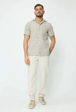 Chemise effet broderie avec des motifs carreaux