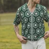 Chemise en crochet à manches courtes avec motif géométrique beige