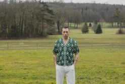 Chemise en crochet à manches courtes avec motif géométrique beige