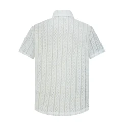 Chemise en dentelle manches courtes col à revers