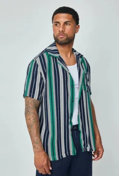 Chemise habillée à rayures verticales