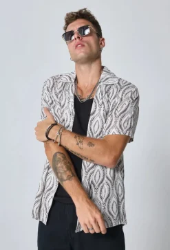 Chemise élégante à motif géométrique