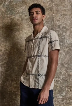 Chemise manches courtes à broderie