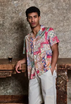 Chemise manches courtes à motifs abstraits