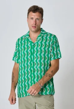 Chemise manches courtes à motifs géométrique