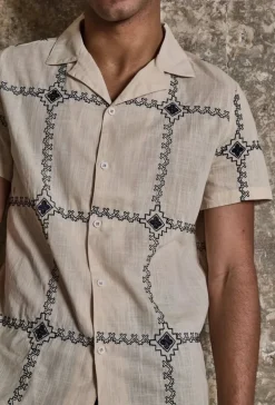 Chemise manches courtes à broderie