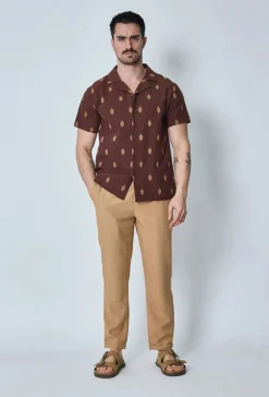 Chemise manches courtes à motifs graphiques