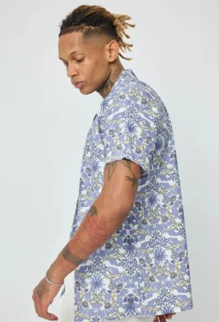 Chemise manches courtes à motifs fleuris