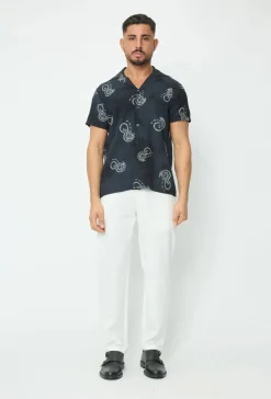 Chemise manches courtes tendance effet lin avec motif