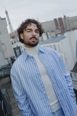 Chemise simple à rayures