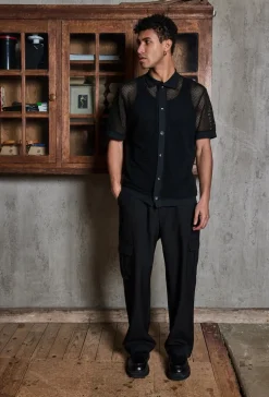 Chemise trouée manches courtes