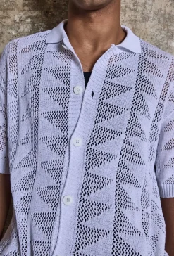 Chemise trouée manches courtes