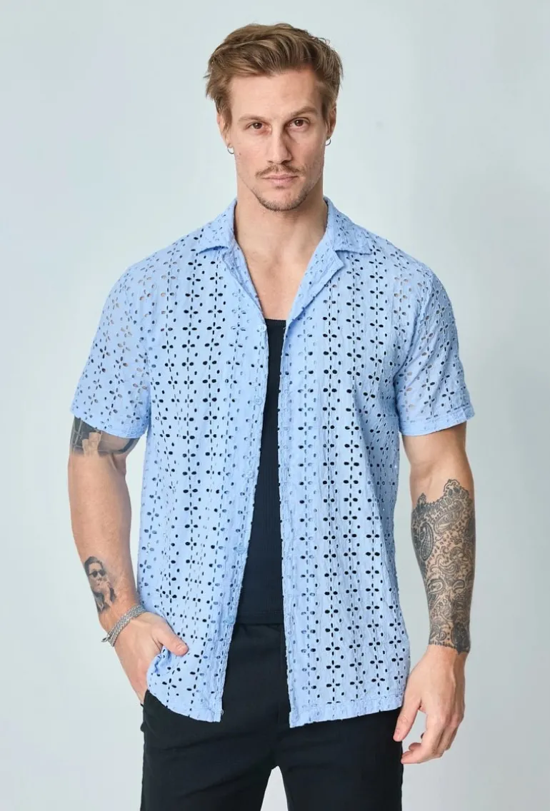 Chemise unie en dentelle manches courtes col à revers