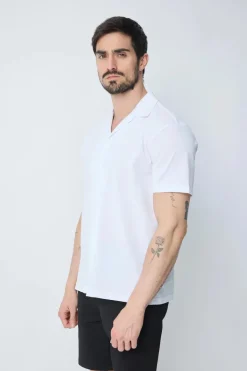 Chemise unie manches courtes