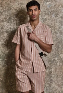 Ensemble à rayures chemise manches courtes short