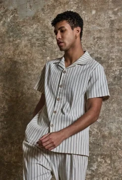 Ensemble à rayures chemise manches courtes pantalon
