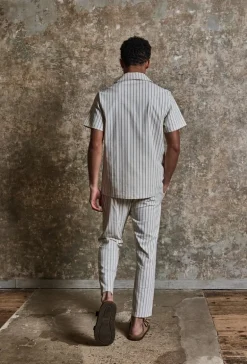 Ensemble à rayures chemise manches courtes pantalon