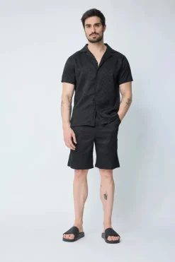 Ensemble chemise et short uni à motif