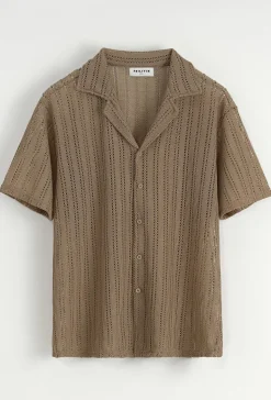 Ensemble chemise et short unis à rayures
