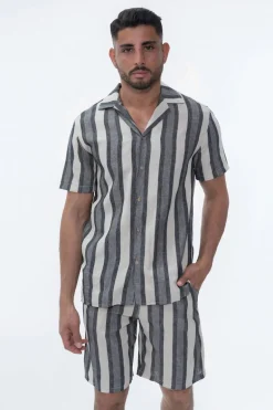 Ensemble chemise et short à rayures