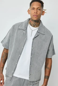 Ensemble chemise oversize à manches courtes avec pantalon oversize