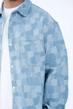 Ensemble chemise pantalon assorti avec un motif de carrés