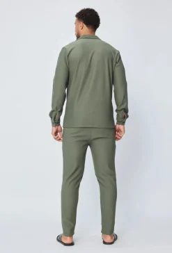 Ensemble plissé chemise et pantalon