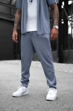 Ensemble plissé chemise pantalon